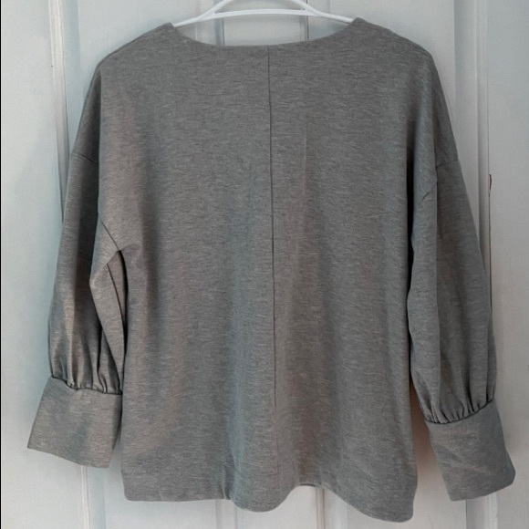 Banana Republic’s Top - Picture 3 of 3